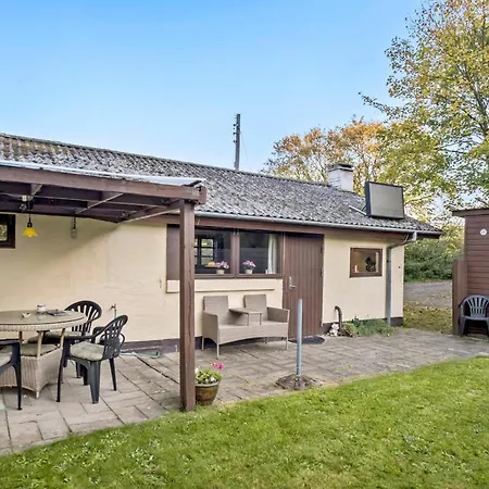 Tatil Evi 2 Bedroom Awesome In Haarby *